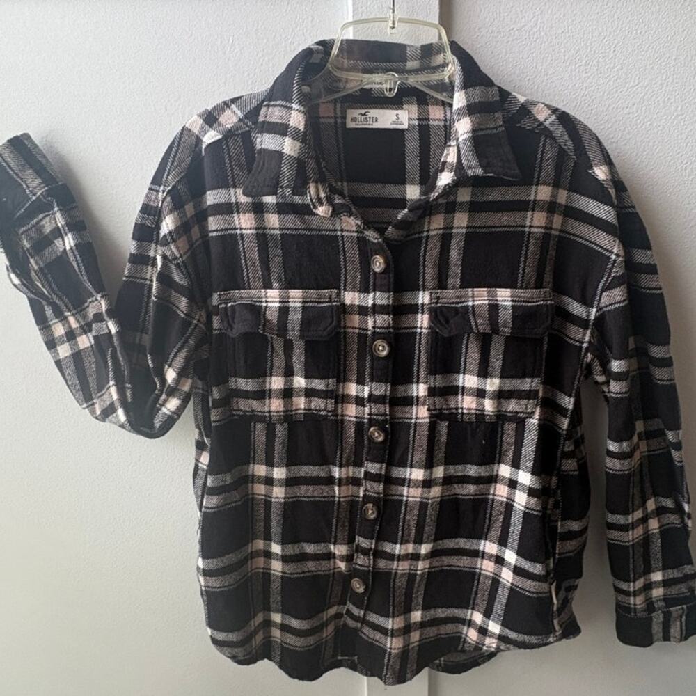 Hollister Y2K soft flannel long sleeve plaid button up top S